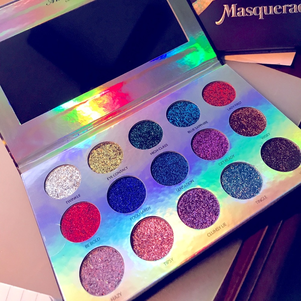Masquerade Glitter Eye Shadow